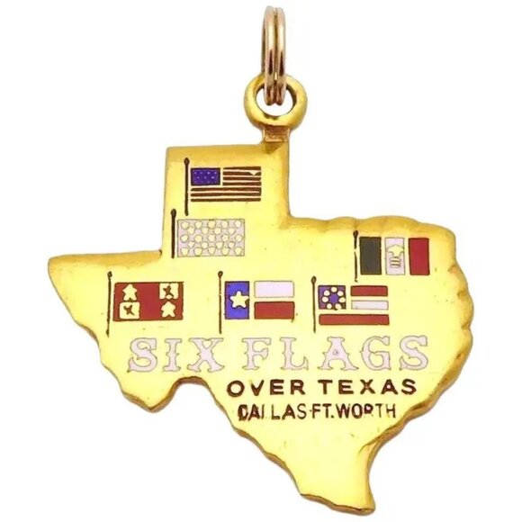 Vintage 10K Gold Filled Enamel Six Flags Over Texas Amusement Park Charm 1960s - Picture 1 of 5